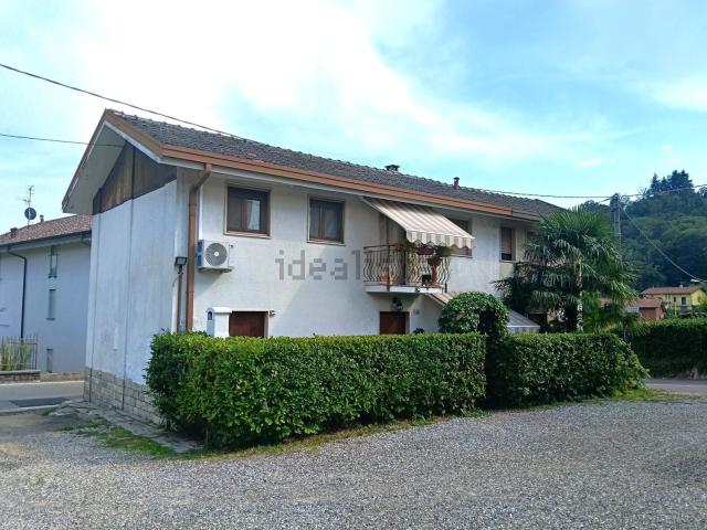 Villetta bifamiliare in vendita di 90 m² in Via Ettore Stocchetti