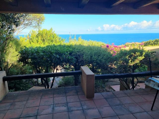 Villetta bifamiliare in vendita di 90 m² in Via Li Sambuli