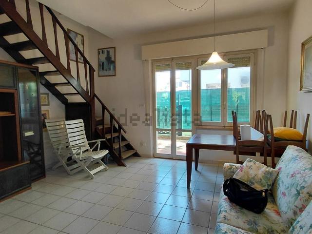Villetta bifamiliare in vendita di 90 m² in Via Pesaro