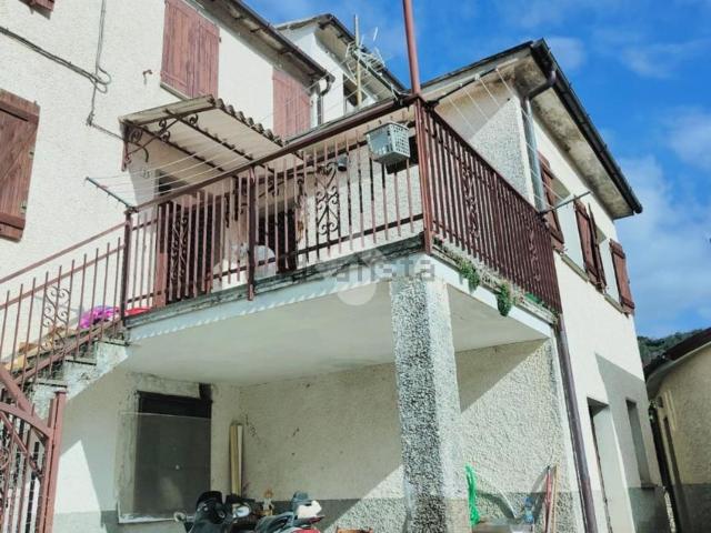 Villetta bifamiliare in vendita di 90 m² in Via San Biagio, 25