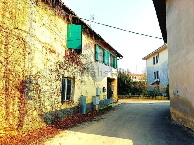 Villetta bifamiliare in vendita di 90 m² in Via Vincenzo Gioberti, 3