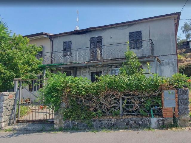 Villetta bifamiliare in vendita di 90 m² in Via Zonder, 6
