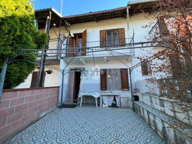 Villetta bifamiliare in vendita di 91 m² in Via Case Sparse, 40