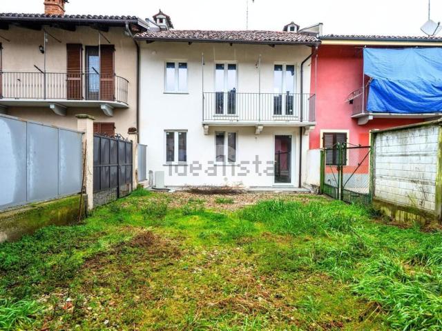 Villetta bifamiliare in vendita di 91 m² in Vicolo Monviso, 1