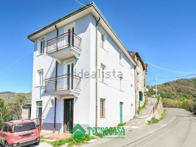 Villetta bifamiliare in vendita di 92 m² in Via Fogana, 89
