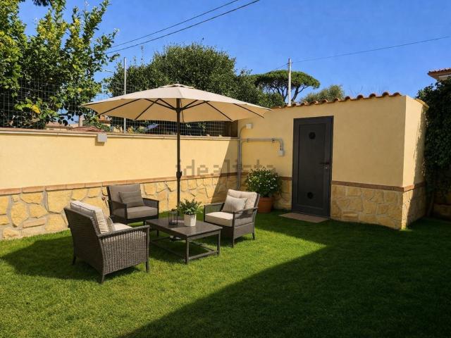 Villetta bifamiliare in vendita di 93 m² in Via Gozzi