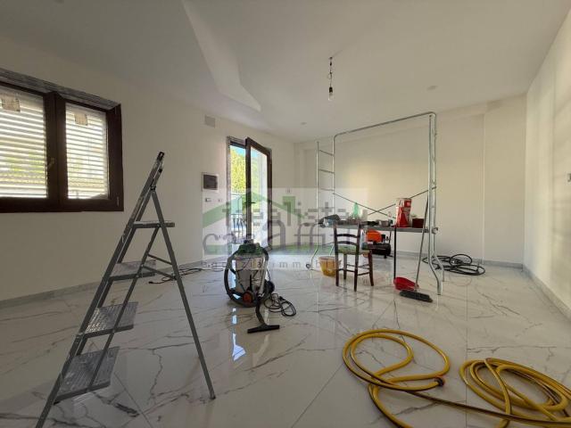 Villetta bifamiliare in affitto di 150 m² in Via A. de Gasperi, 13