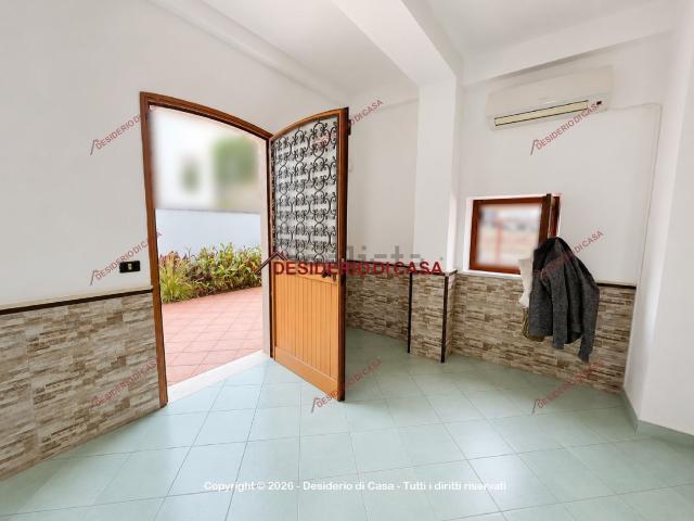 Villetta bifamiliare in affitto di 180 m² in Strada Statale 113 Settentrionale Sicula