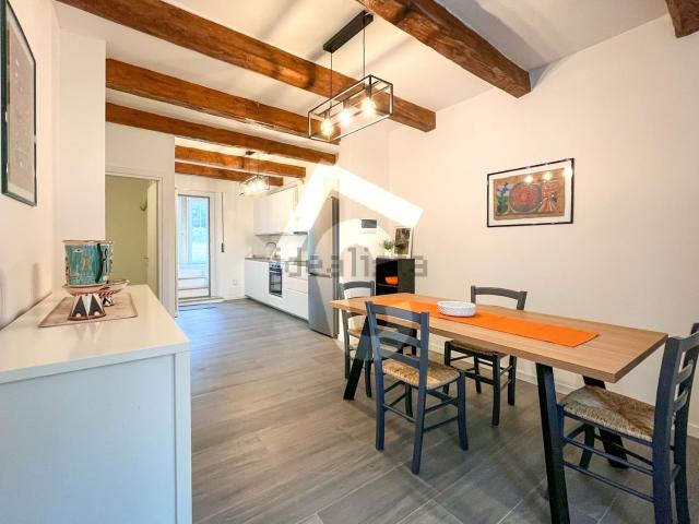 Villetta bifamiliare in affitto di 100 m²