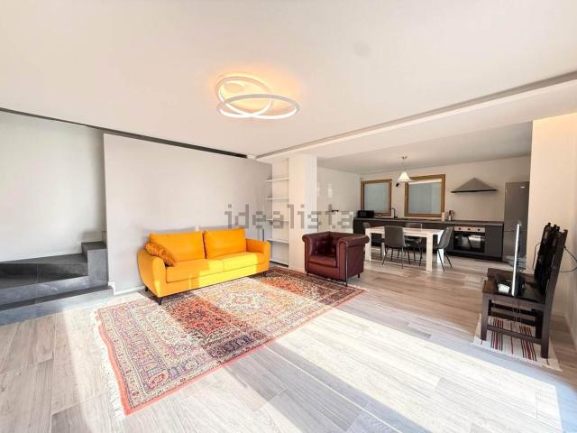 Villetta bifamiliare in affitto di 118 m²