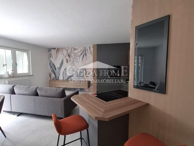 Villetta bifamiliare in affitto di 120 m² in Via Lorenzini, 1