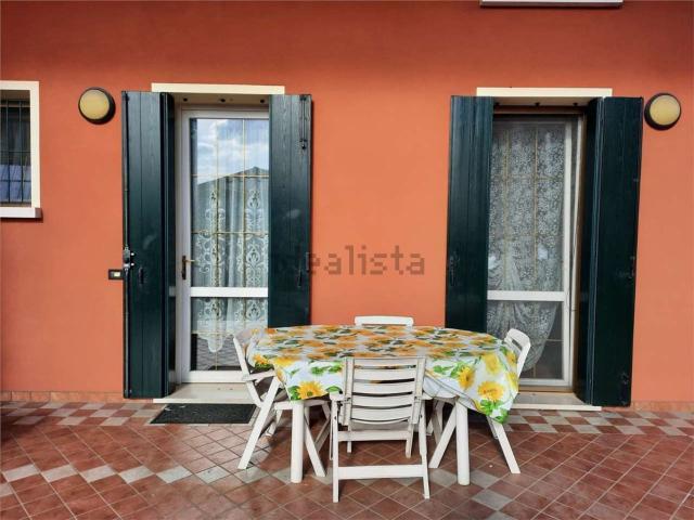Villetta bifamiliare in affitto di 120 m²