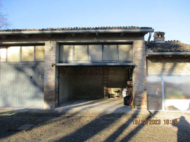 Villetta bifamiliare in affitto di 210 m² in Strada Canale Lupi