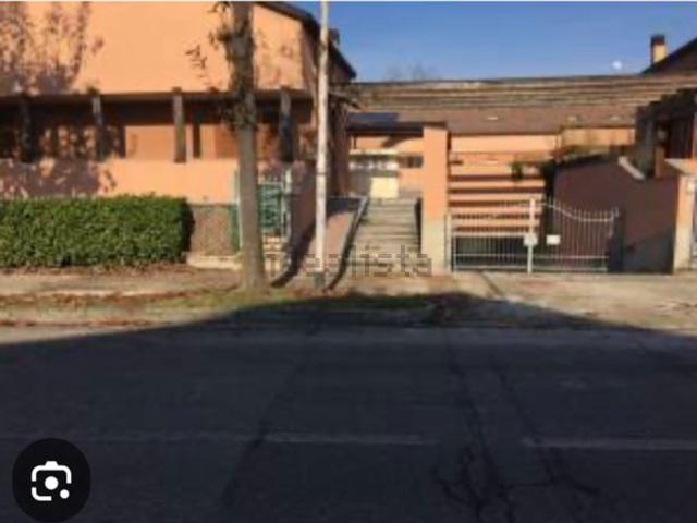 Villetta bifamiliare in affitto di 210 m² in Via Monterosa, 12