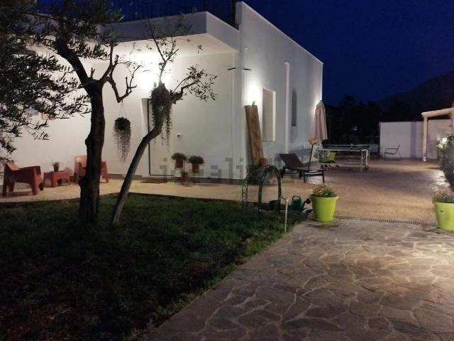 Villetta bifamiliare in affitto di 60 m² in Via Ciachea