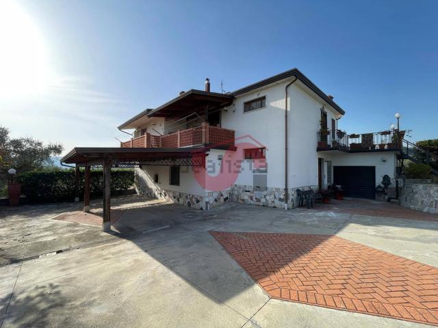 Villetta bifamiliare in affitto di 60 m² in Via dei Pisani