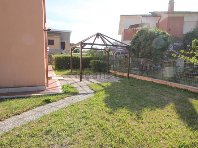 Villetta bifamiliare in affitto di 60 m² in Via dell&apos  Ancora, 14