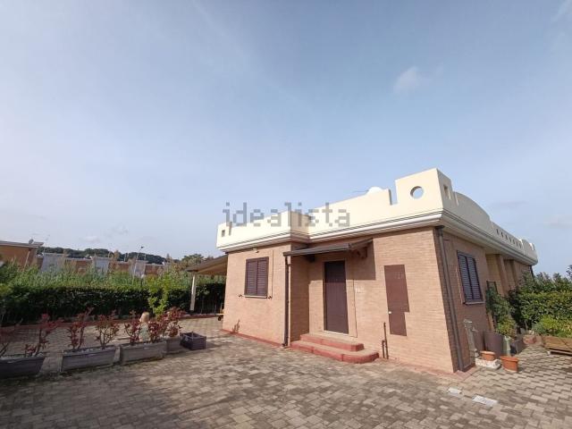 Villetta bifamiliare in affitto di 84 m² in Via Salvador Allende
