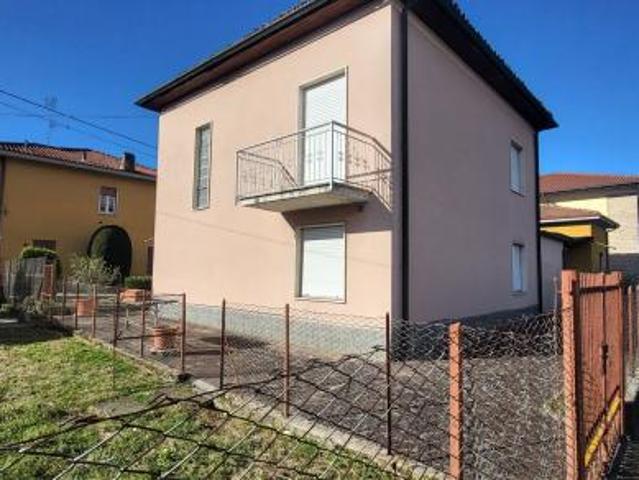 Villetta con giardino privato