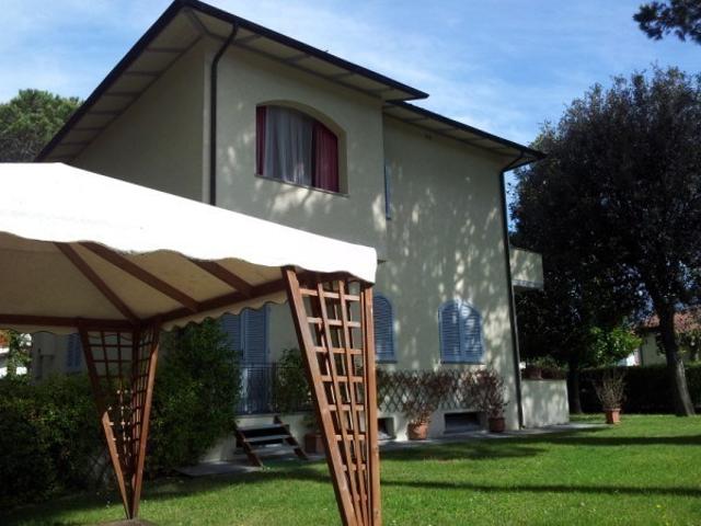 Villetta in vendita a Vittoria Apuana, Forte dei Marmi