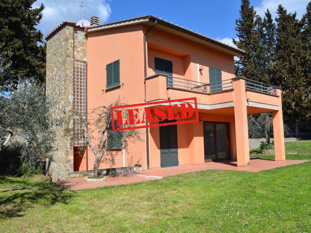 Villetta indipendente con giardino – P&P