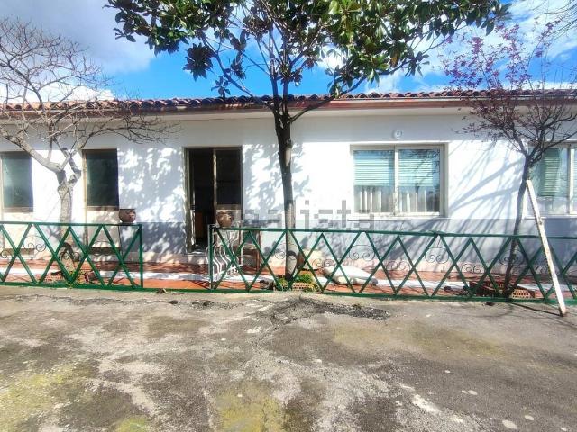Villetta indipendente in affitto di 55 m² in Via IV Novembre, 156