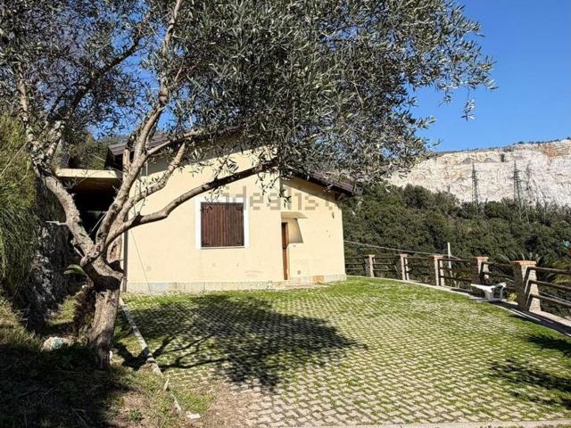 Villetta indipendente in affitto di 63 m² in Strada Provinciale Croce, 29