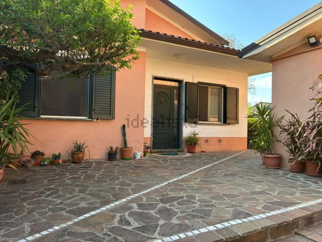 Villetta indipendente in affitto di 75 m² in Via Castelluccio, 22
