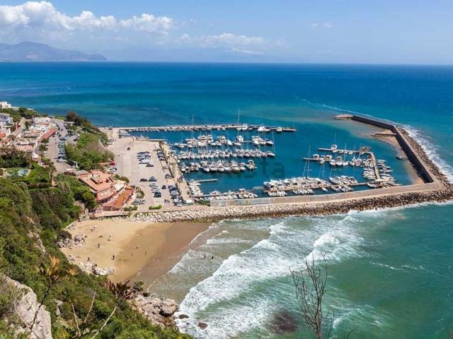 Villetta indipendente in affitto di 80 m² in Via delle Ancore
