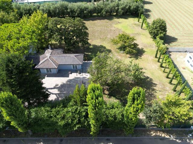 Villetta indipendente in affitto di 80 m² in Via delle Rose, 6