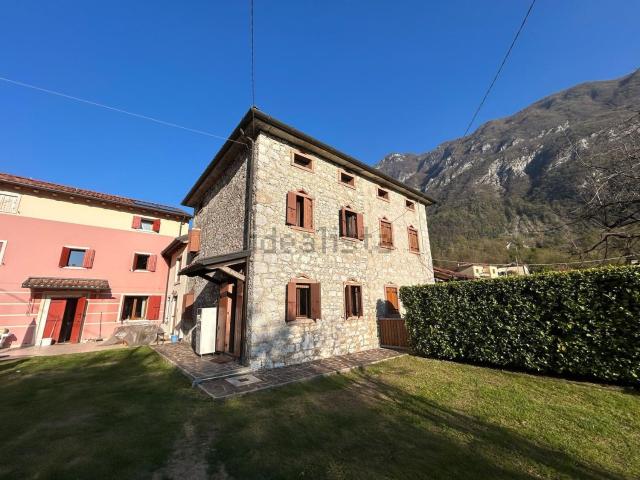 Villetta indipendente in affitto di 80 m² in Via IX Basso