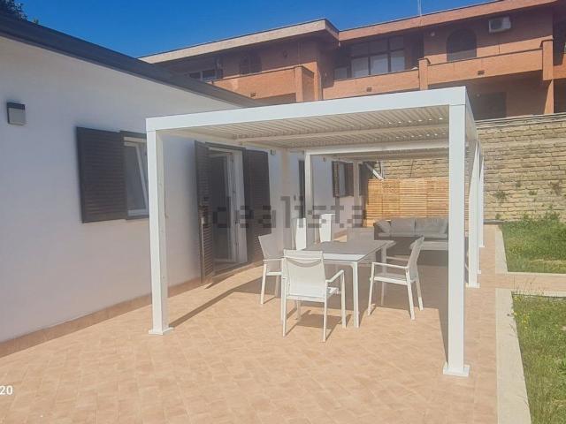 Villetta indipendente in affitto di 95 m² in Via Venanzio Gabriotti, 22