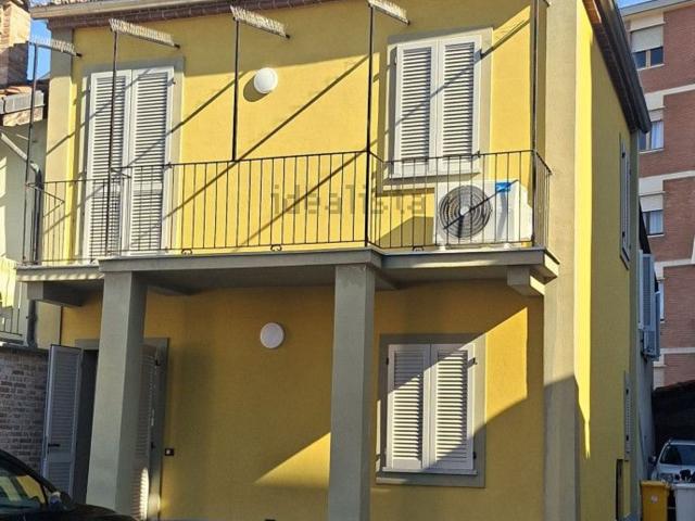 Villetta indipendente in affitto di 100 m² in Via Urbano Rattazzi