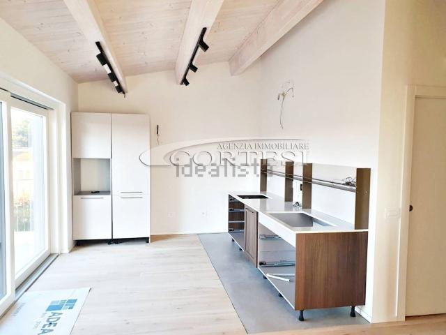 Villetta indipendente in affitto di 105 m² in Via della Cerqua