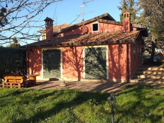 Villetta indipendente in affitto di 110 m² in Via Indipendenza, 6