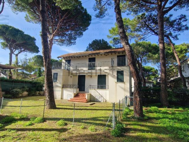 Villetta indipendente in affitto di 110 m² in Via Prima Traversa Pineta, 9