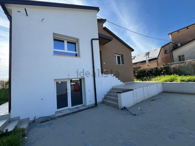 Villetta indipendente in affitto di 130 m² in Via del Cristo