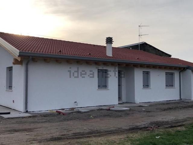 Villetta indipendente in affitto di 140 m²