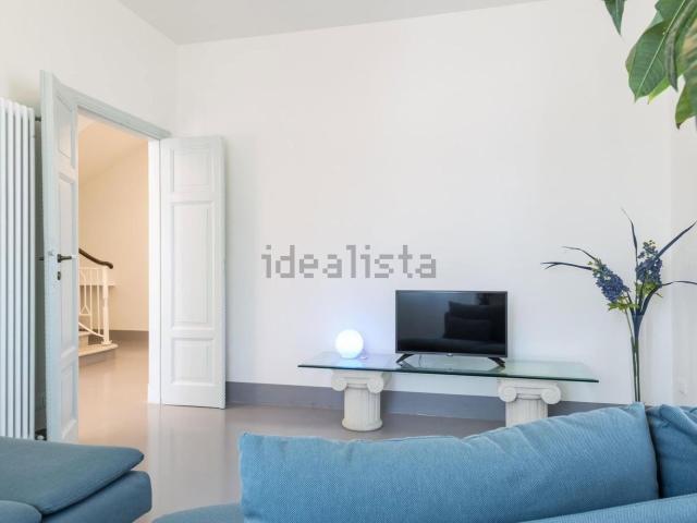 Villetta indipendente in affitto di 150 m² in Via Fornola