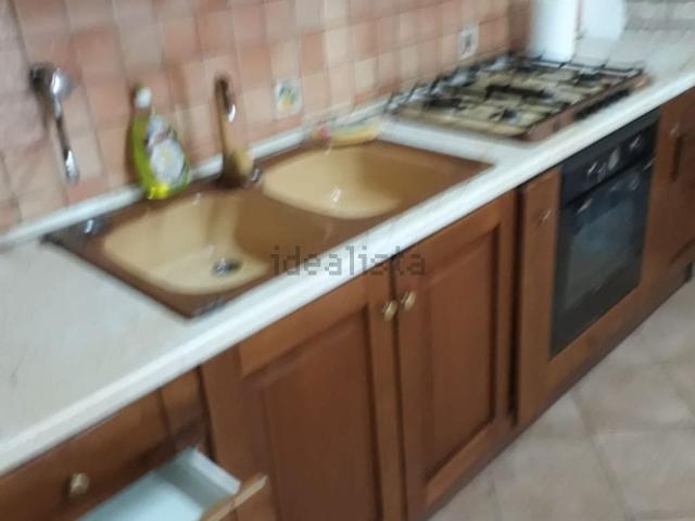 Villetta indipendente in affitto di 150 m² in Via le Uta, 12