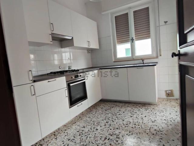 Villetta indipendente in affitto di 150 m² in Via Torino, 2
