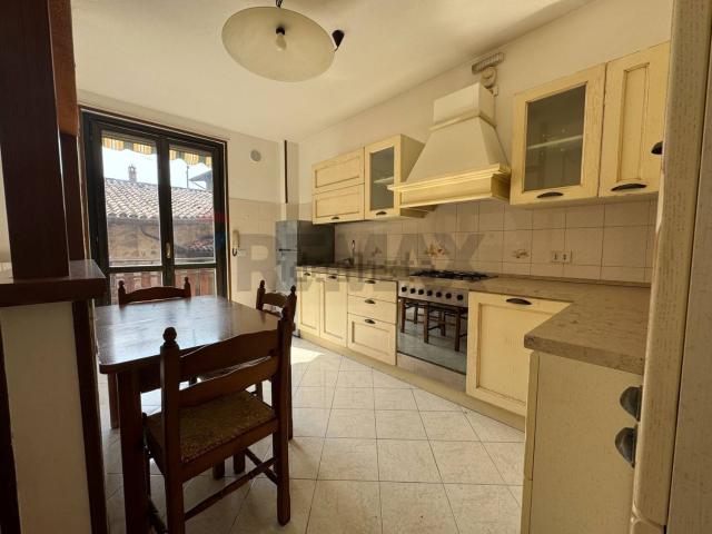 Villetta indipendente in affitto di 158 m²