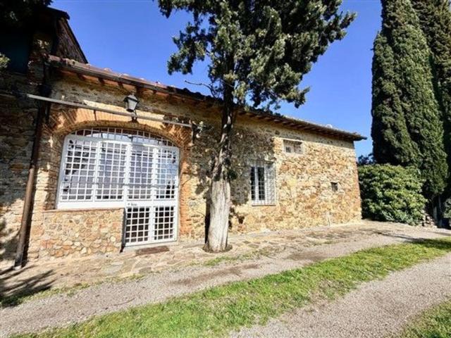 Villetta indipendente in affitto di 200 m² in Via di Giogoli