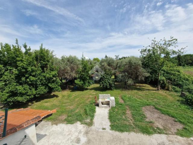 Villetta indipendente in affitto di 250 m² in Viale 25 Aprile, 40