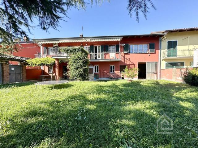 Villetta indipendente in affitto di 300 m² in Via Cadacorte, 29