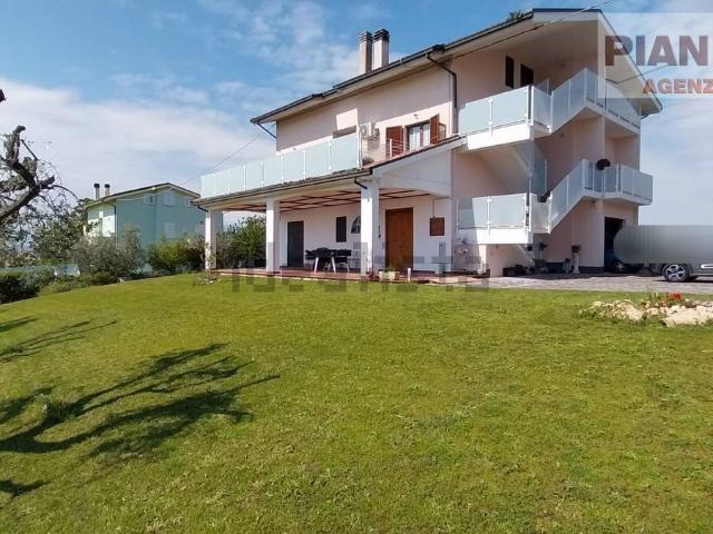 Villetta indipendente in vendita di 400 m²