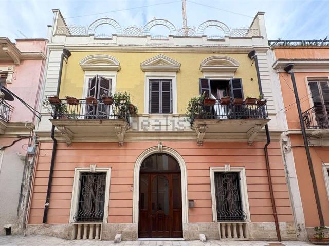 Villetta indipendente in vendita di 400 m² in Via Carmine