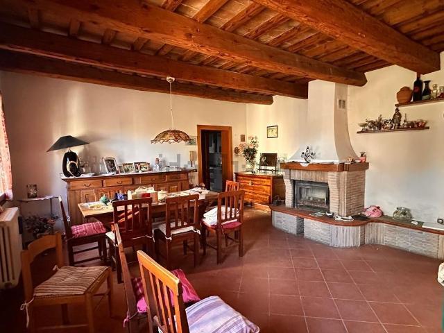 Villetta indipendente in vendita di 400 m² in Via Cervese, 31