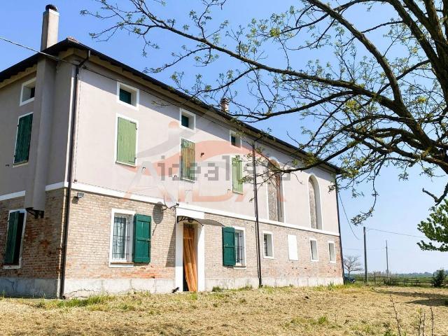 Villetta indipendente in vendita di 400 m² in Via Gaetano Spanazza, 4