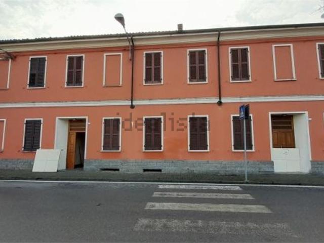 Villetta indipendente in vendita di 400 m² in Via GARIBALDI, 1